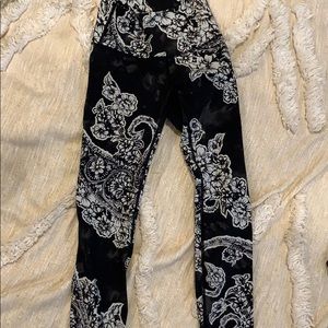 Lulu lemon leggings